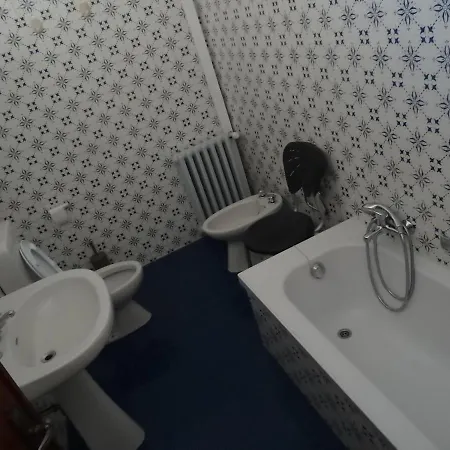 Ostello Cuneo Hostel *